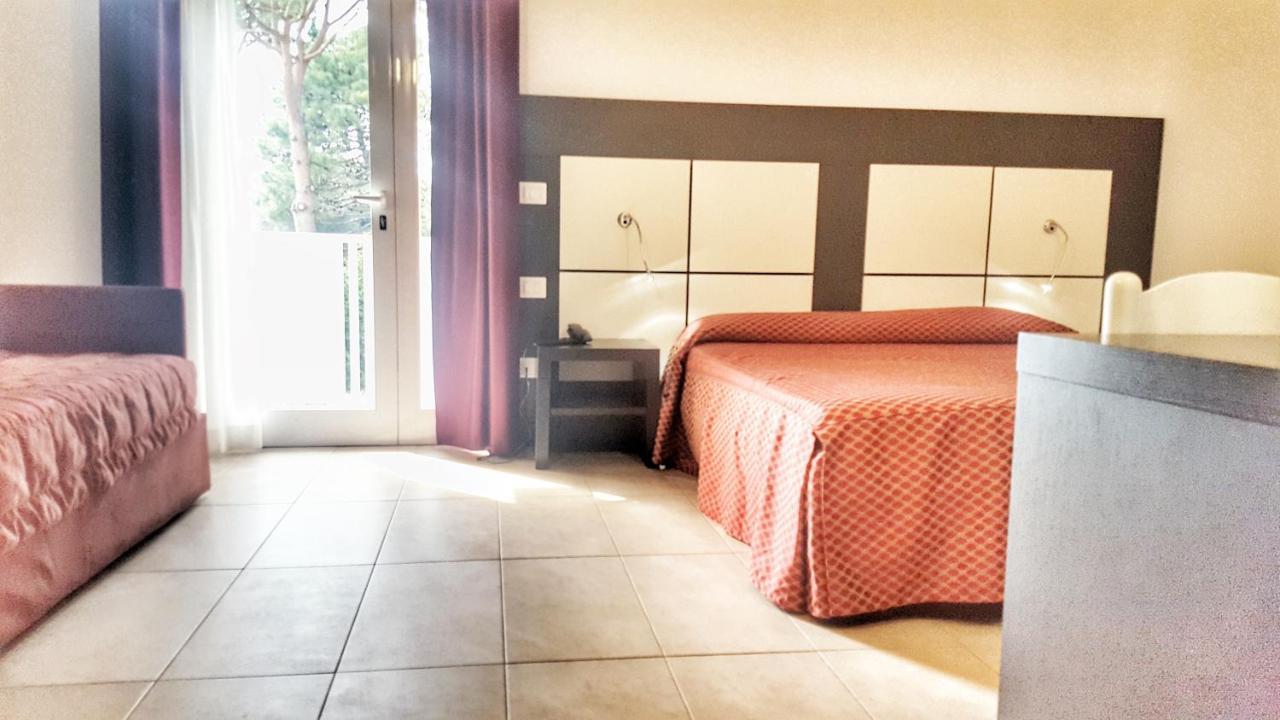 Hotel Alla Terrazza Bibione Zewnętrze zdjęcie