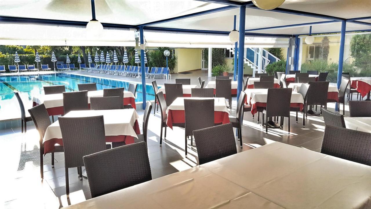 Hotel Alla Terrazza Bibione Zewnętrze zdjęcie