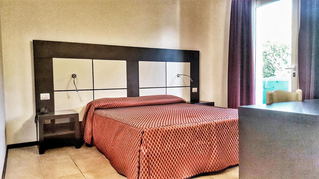 Hotel Alla Terrazza Bibione Zewnętrze zdjęcie