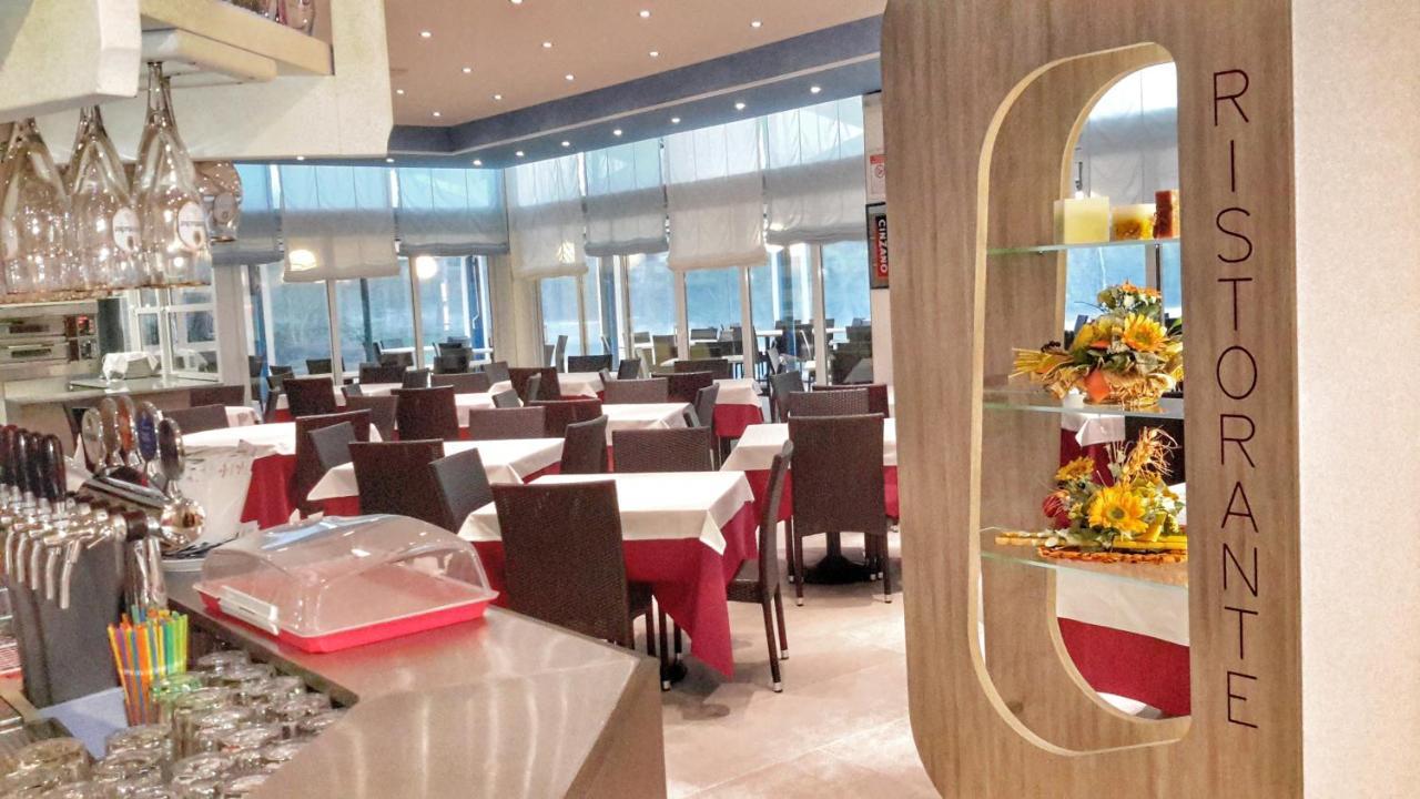 Hotel Alla Terrazza Bibione Zewnętrze zdjęcie