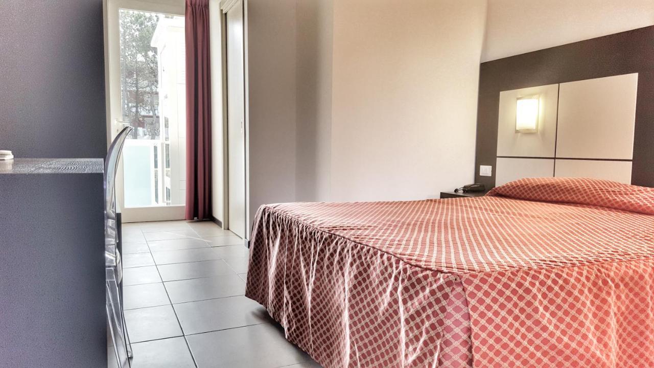 Hotel Alla Terrazza Bibione Zewnętrze zdjęcie