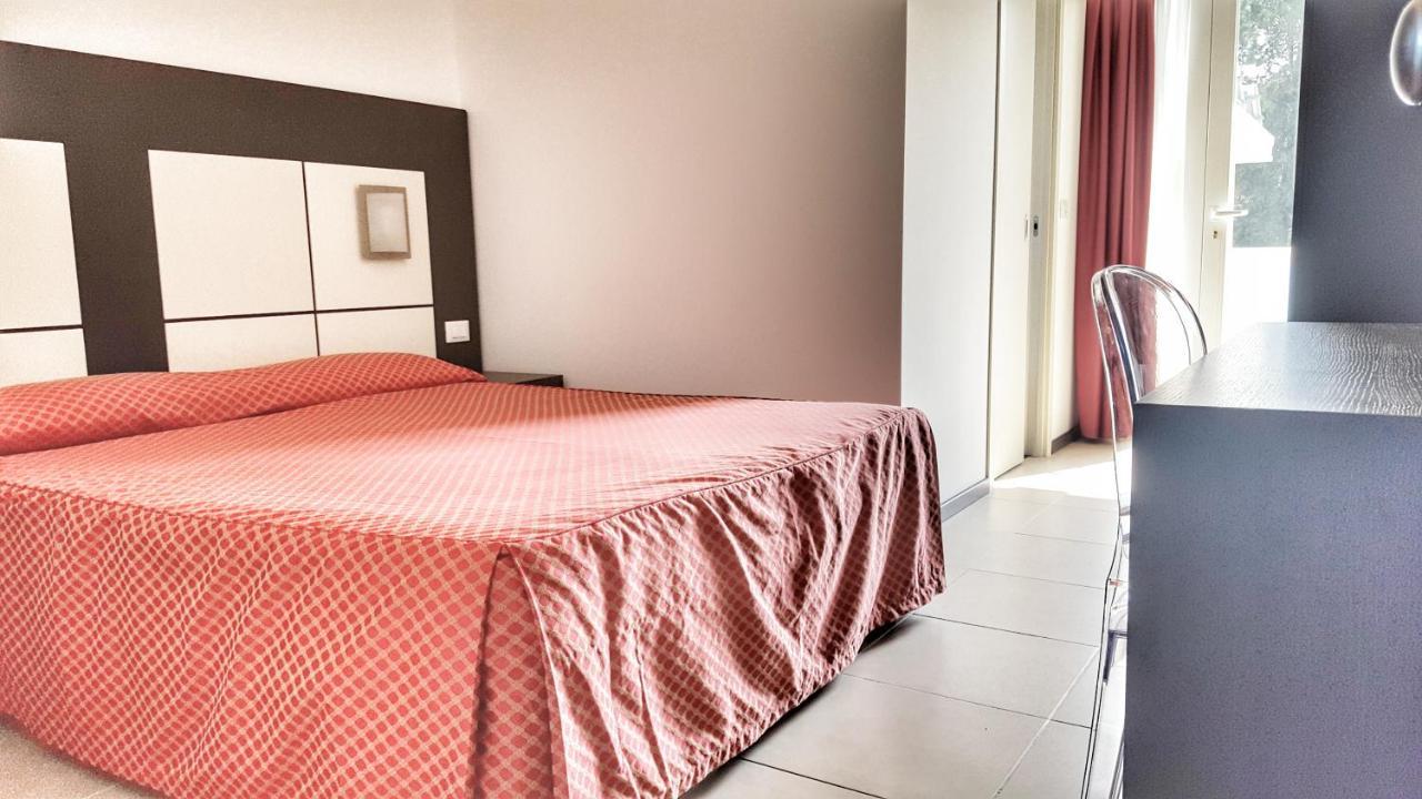 Hotel Alla Terrazza Bibione Zewnętrze zdjęcie